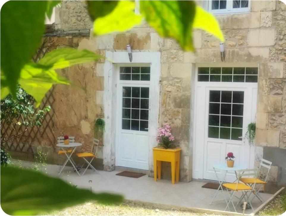 Le Cocoon Dore Poitiers Exterior photo